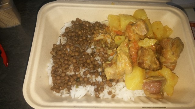 Cari porc pomme de terre